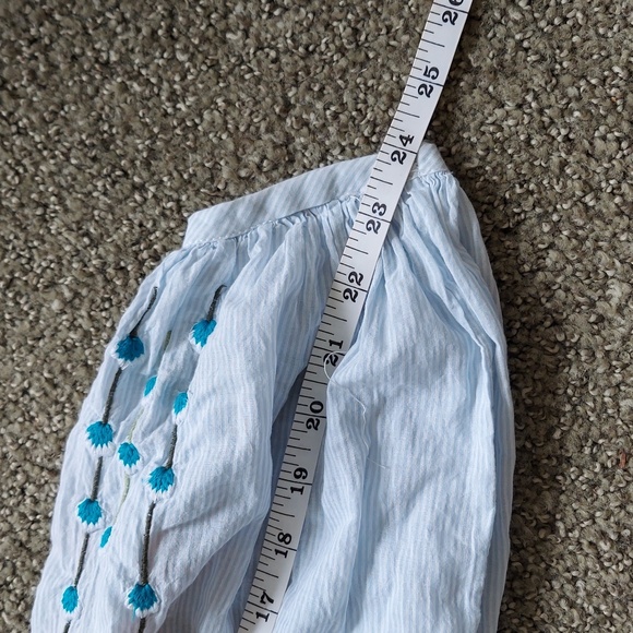 H&M Asymmetrically Embroidered Poet Blouse - Picture 9 of 13